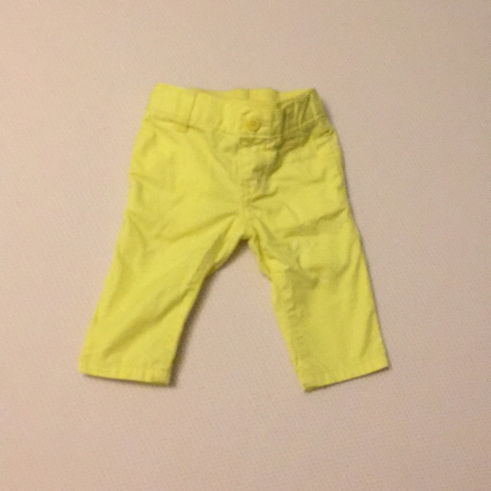 BabyGap size 3-6 months pants!!!